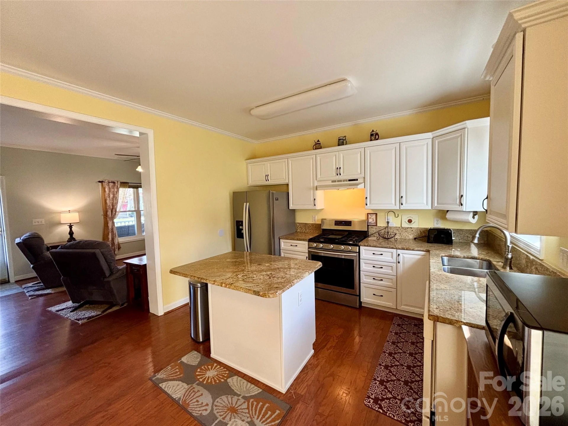 194 Beechnut Drive - Photo 5