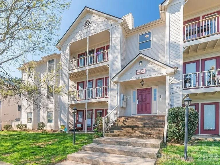 6112 Meadow Rose Lane - Photo 2