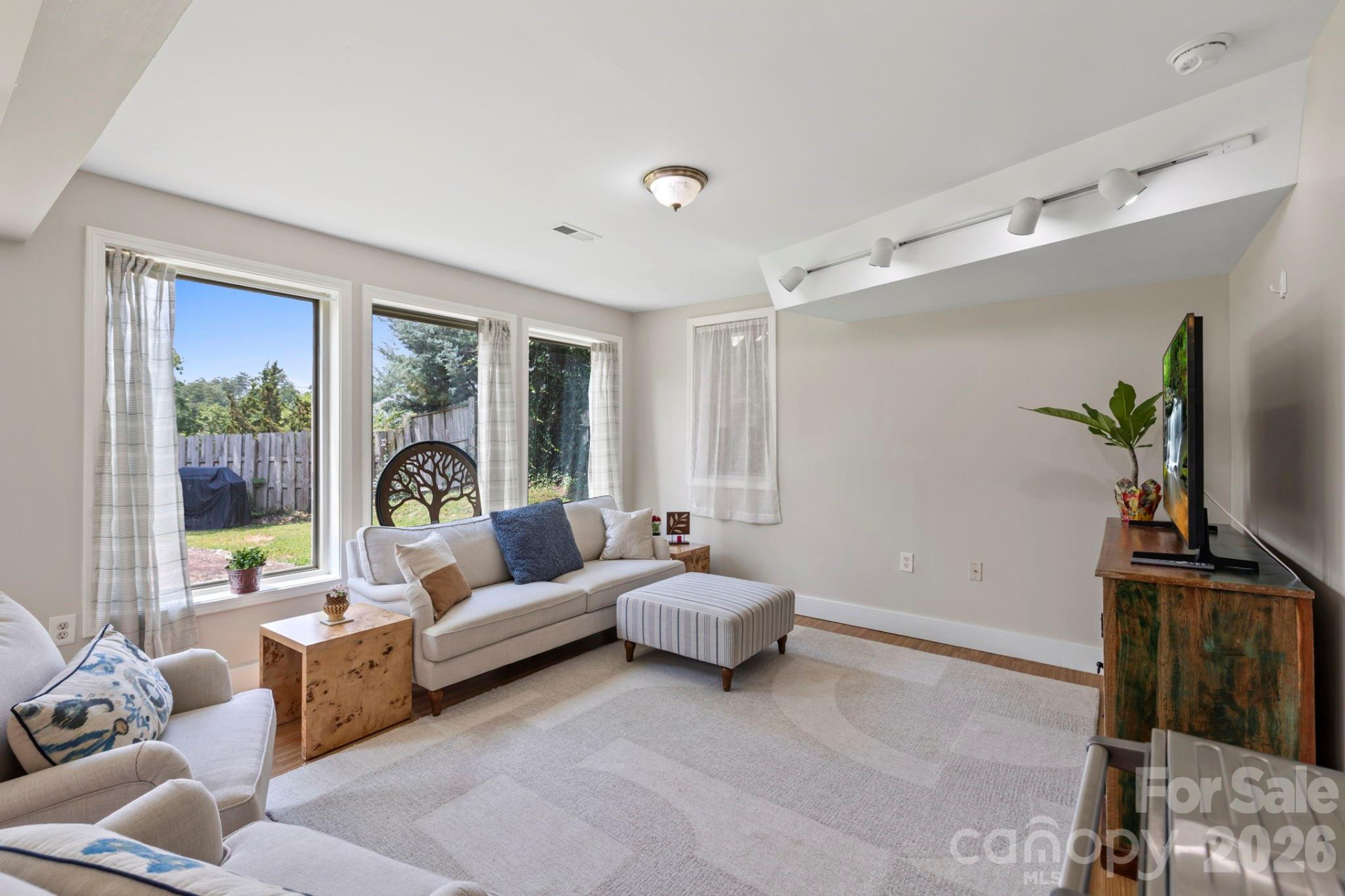 33 Madison Street - Photo 20