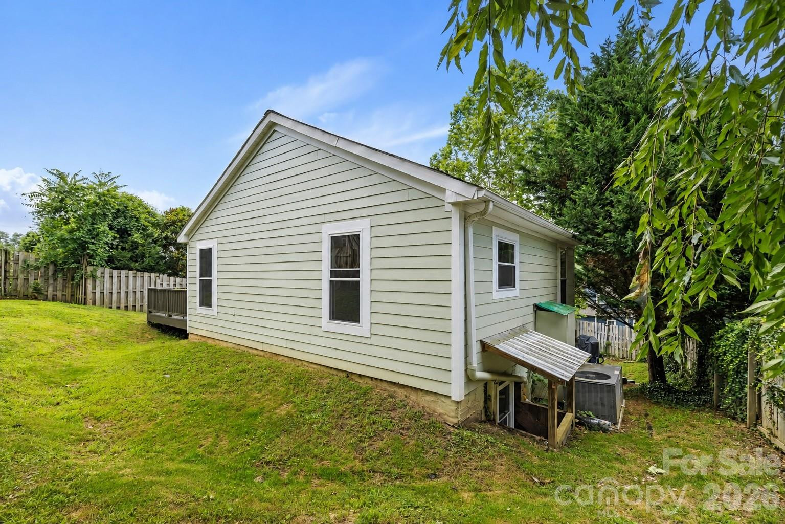 33 Madison Street - Photo 30