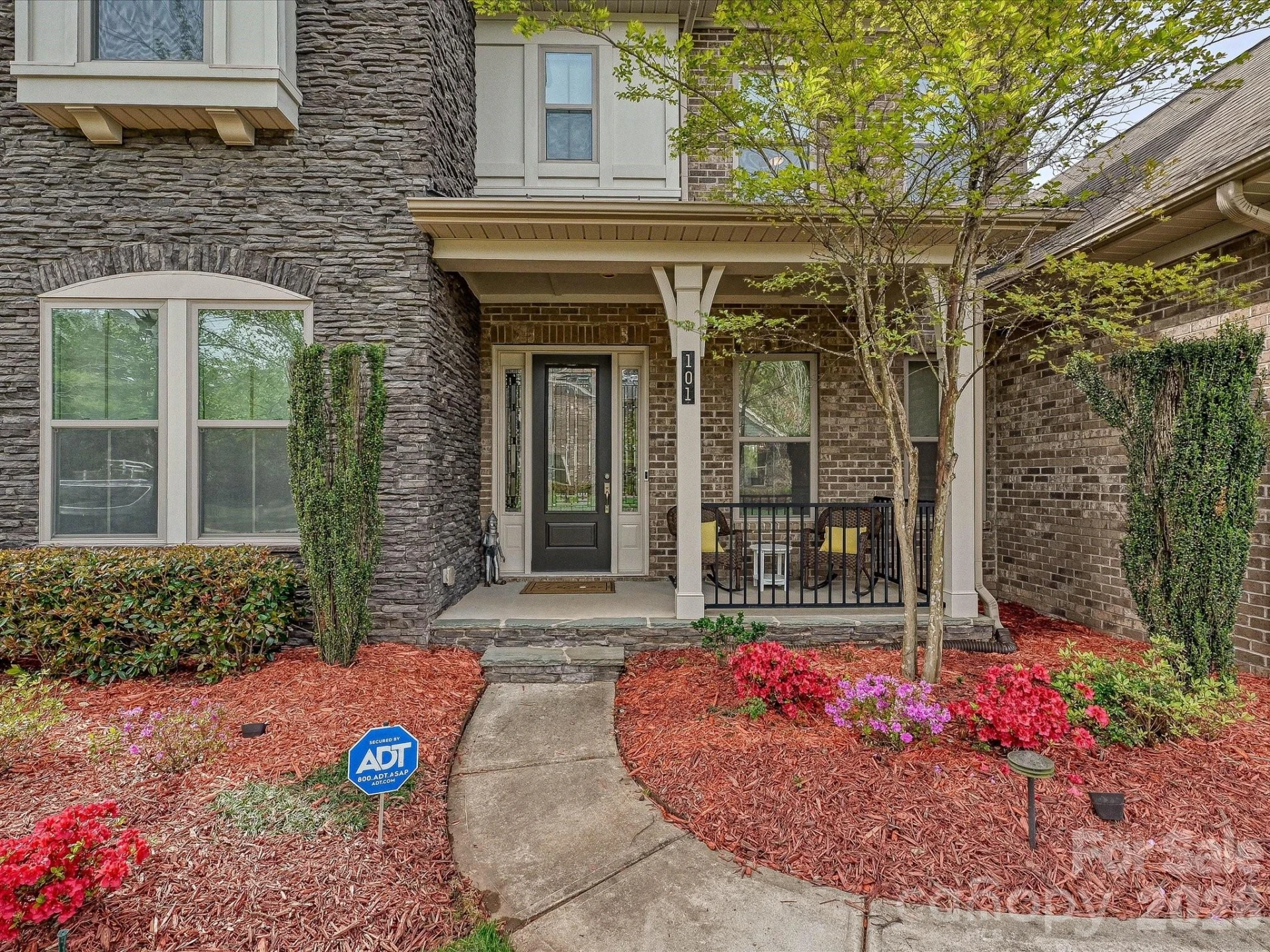 101 Enclave Boulevard - Photo 3