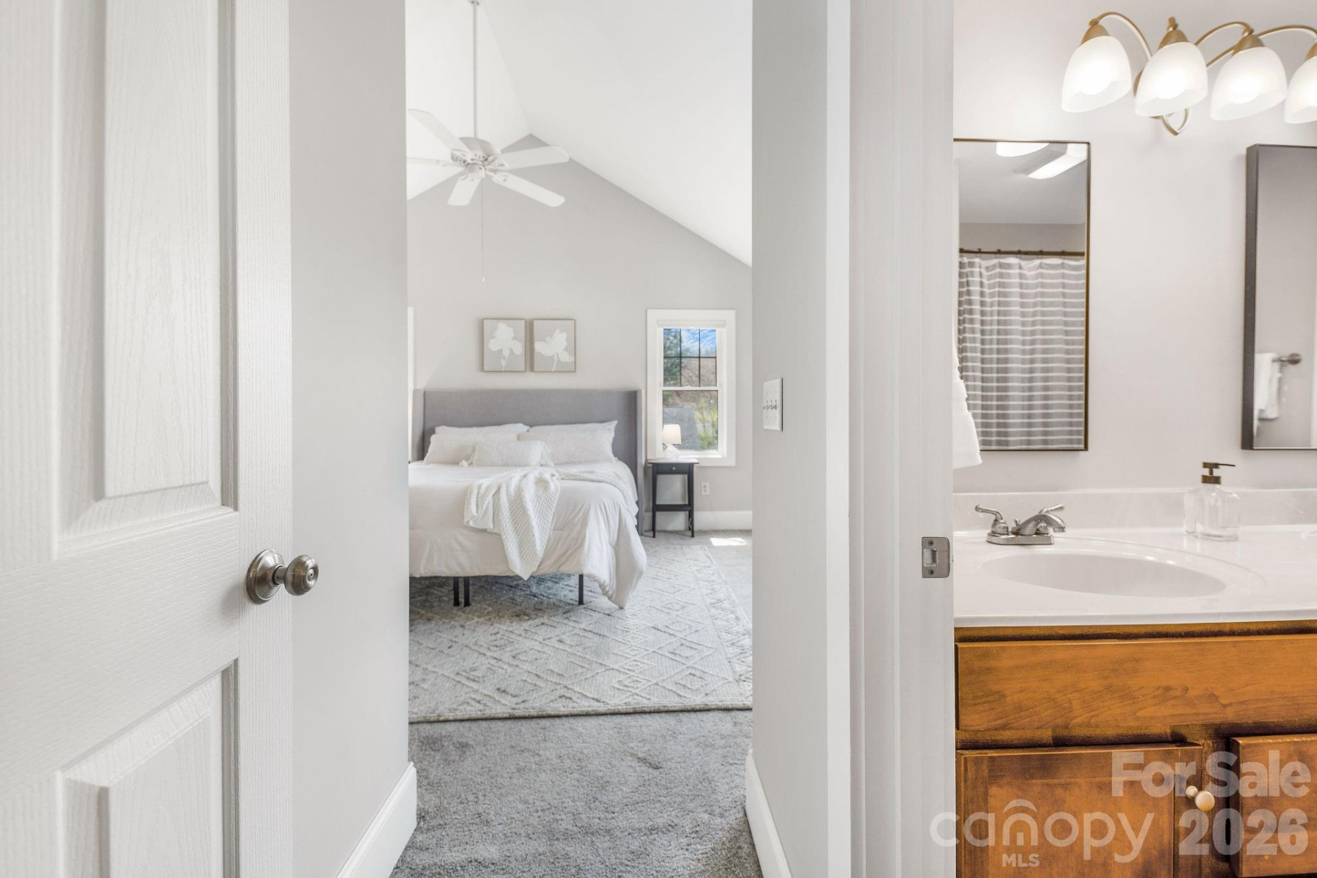 8 Lamar Avenue - Photo 25