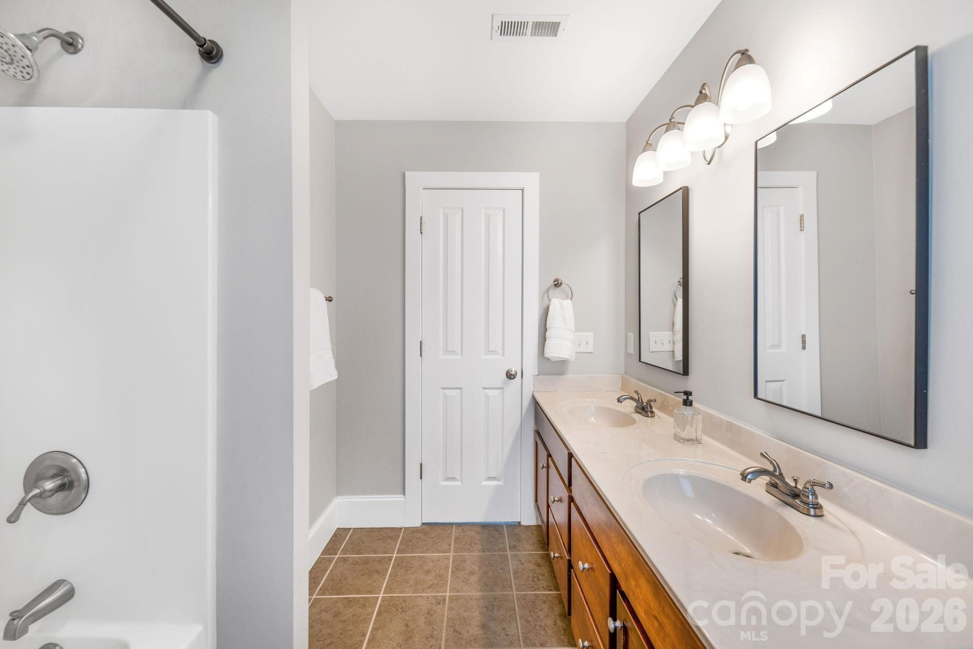 8 Lamar Avenue - Photo 30