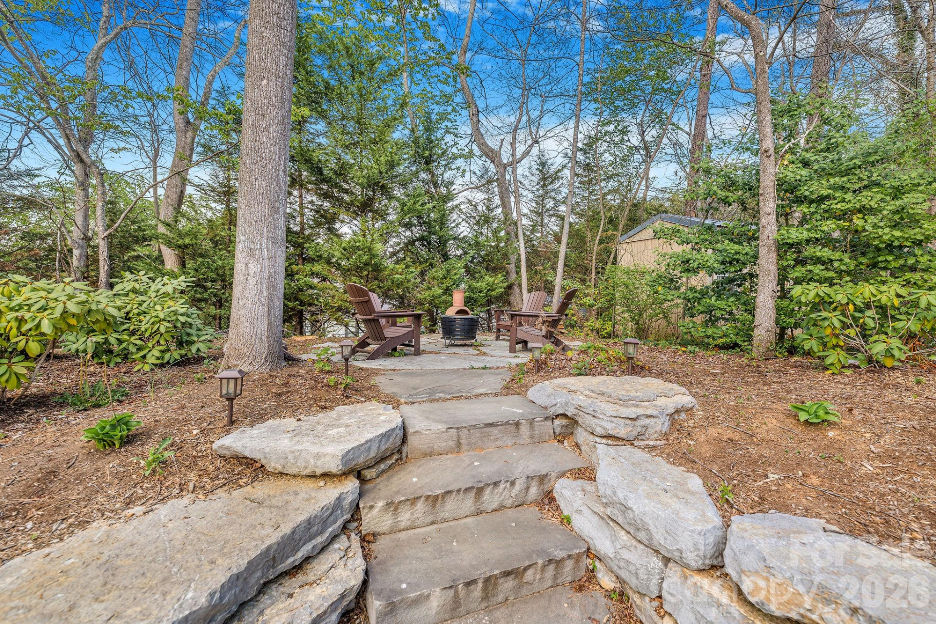 8 Lamar Avenue - Photo 36