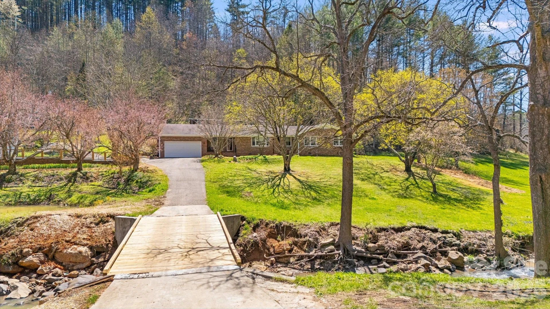 6334 Jacks Creek Road - Photo 4