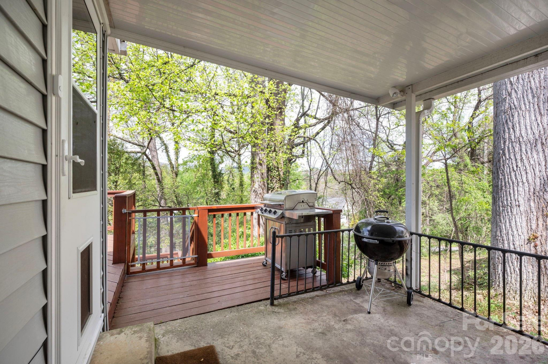 88 Ivanhoe Avenue - Photo 11