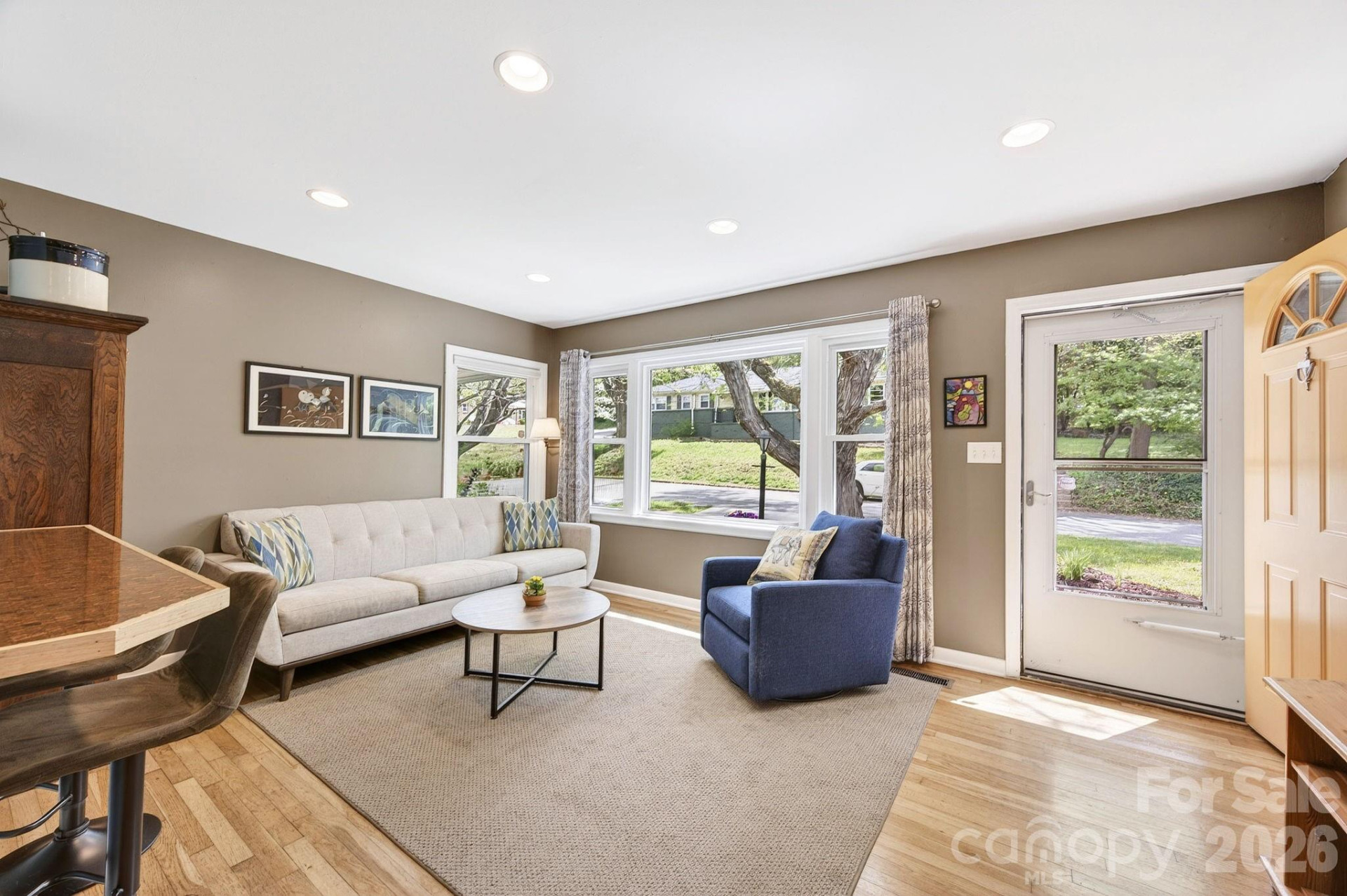 88 Ivanhoe Avenue - Photo 6