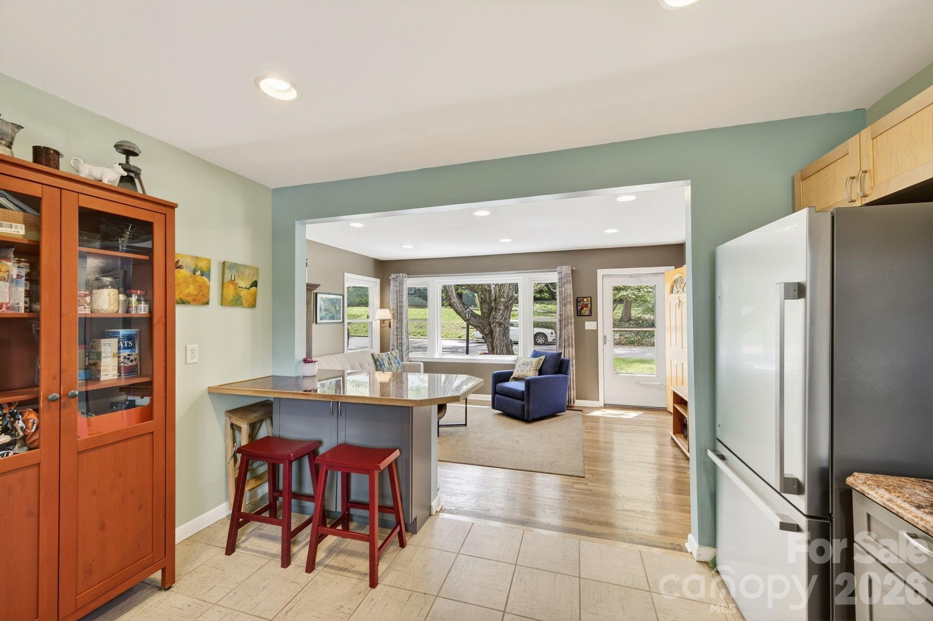 88 Ivanhoe Avenue - Photo 7