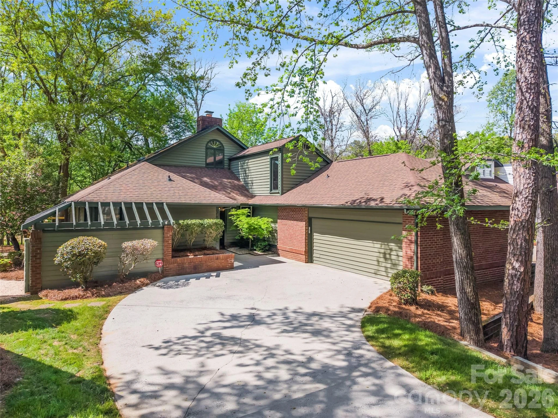 6212 Summertree Lane