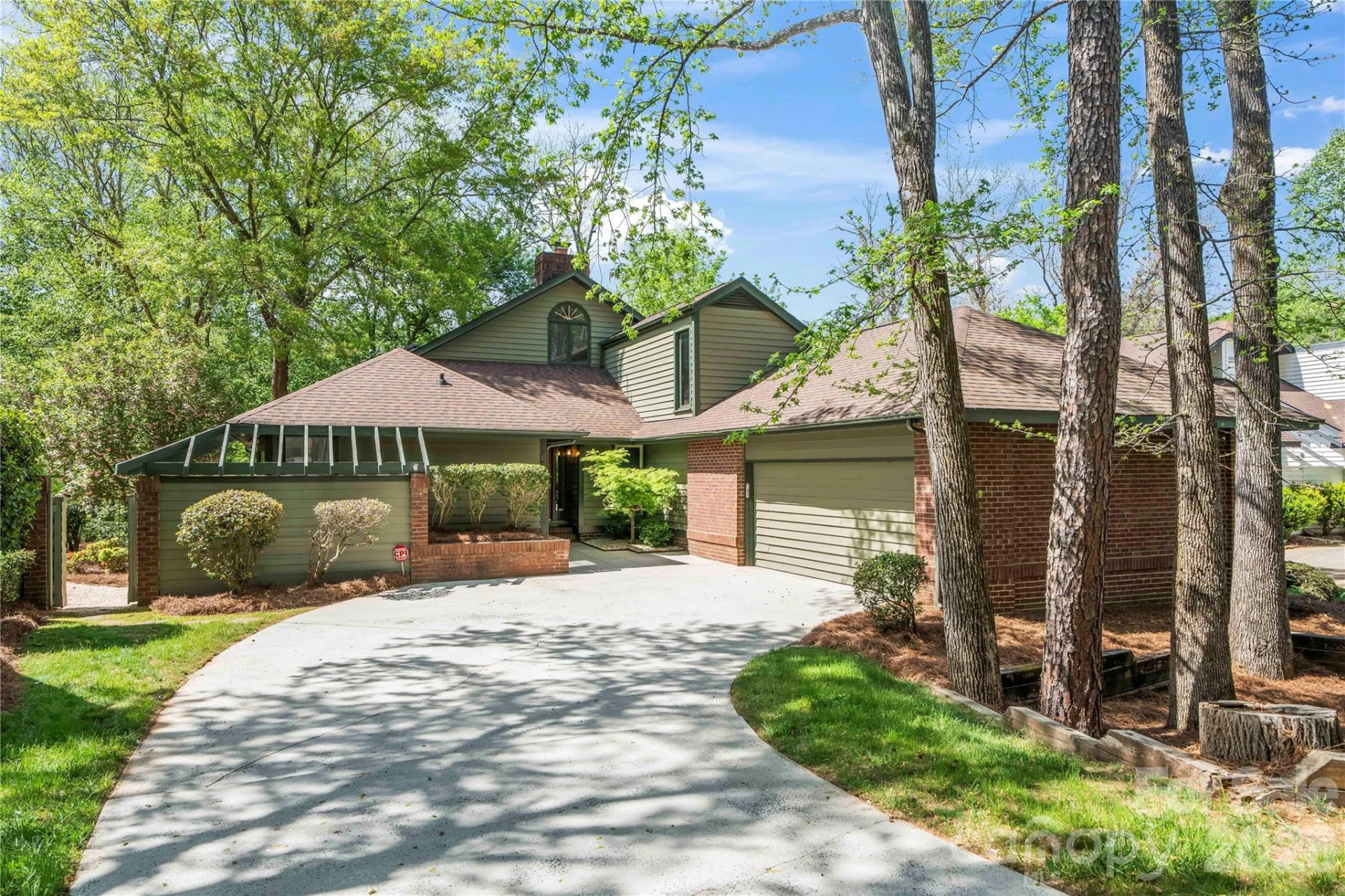 6212 Summertree Lane - Photo 2