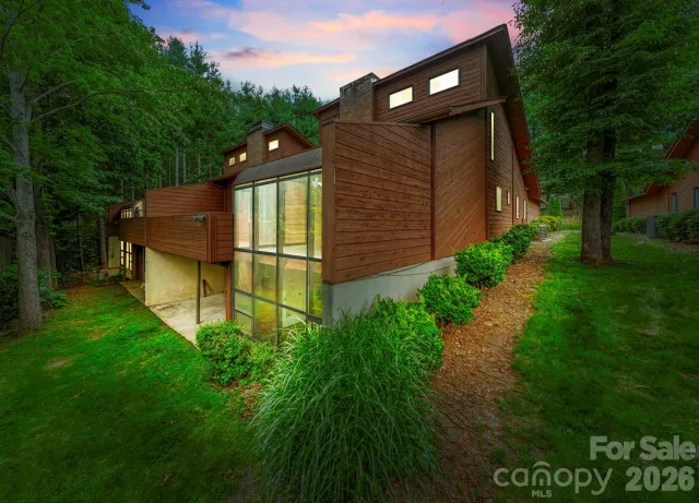 204 Woodfield Drive
