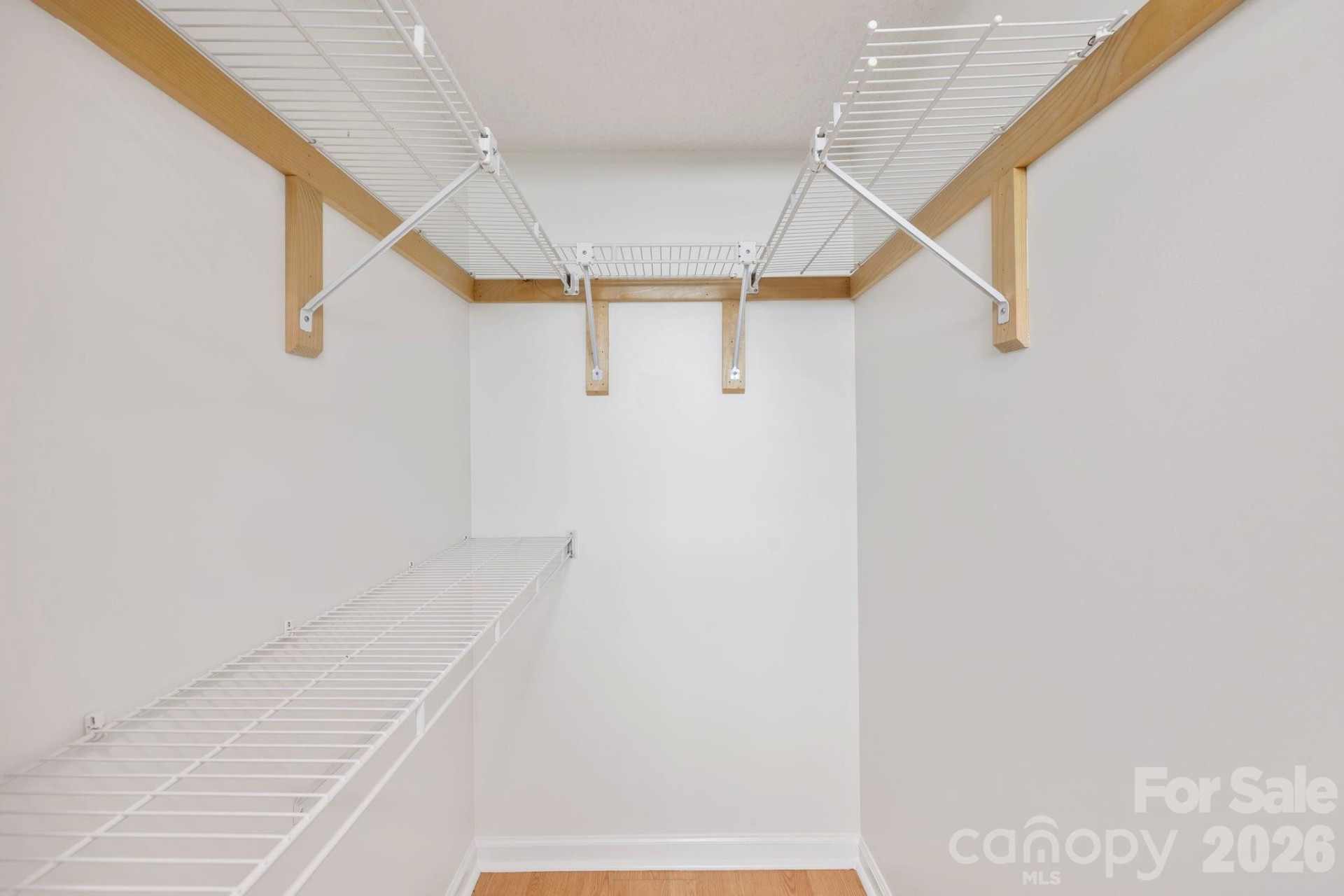 204 Woodfield Drive - Photo 14