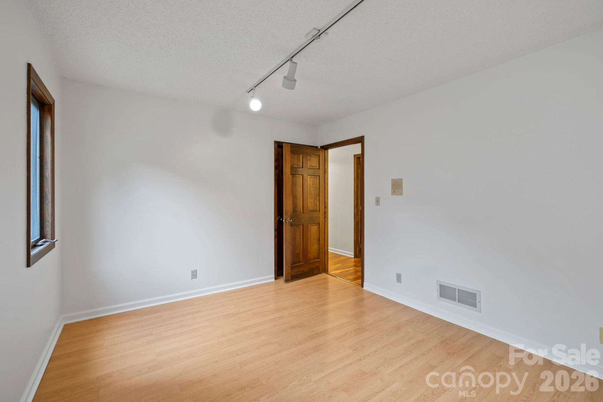 204 Woodfield Drive - Photo 22