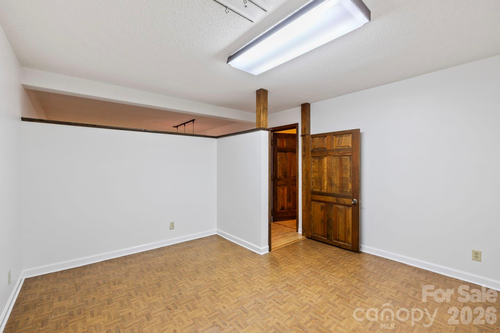 204 Woodfield Drive - Photo 35