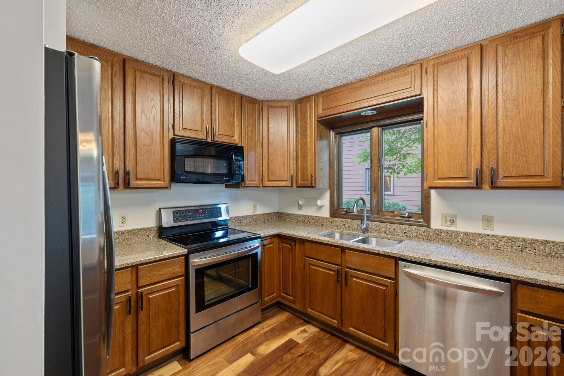 204 Woodfield Drive - Photo 9