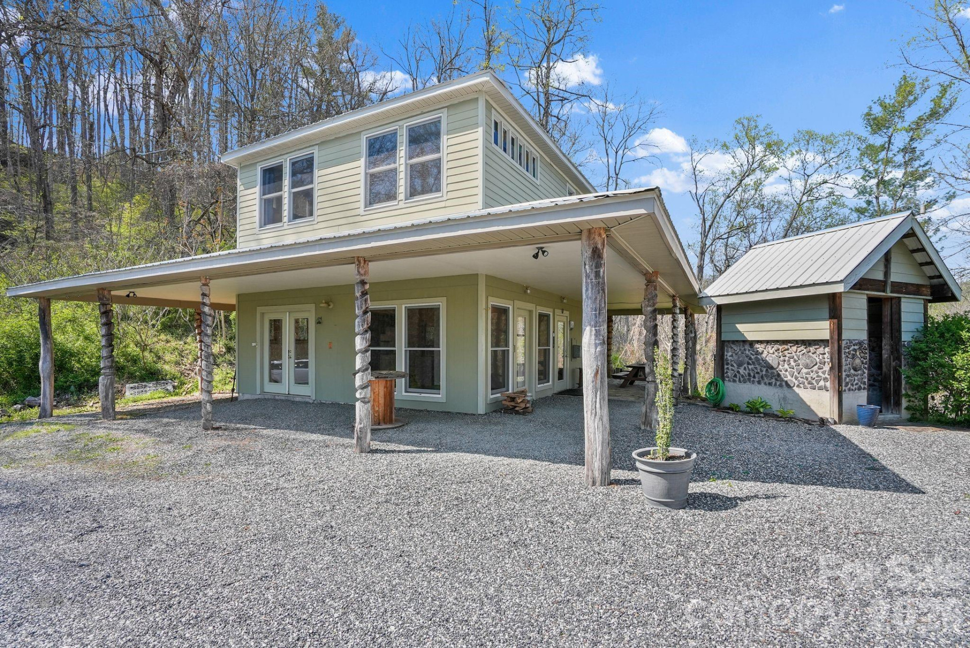 310 Burr Ridge - Photo 3