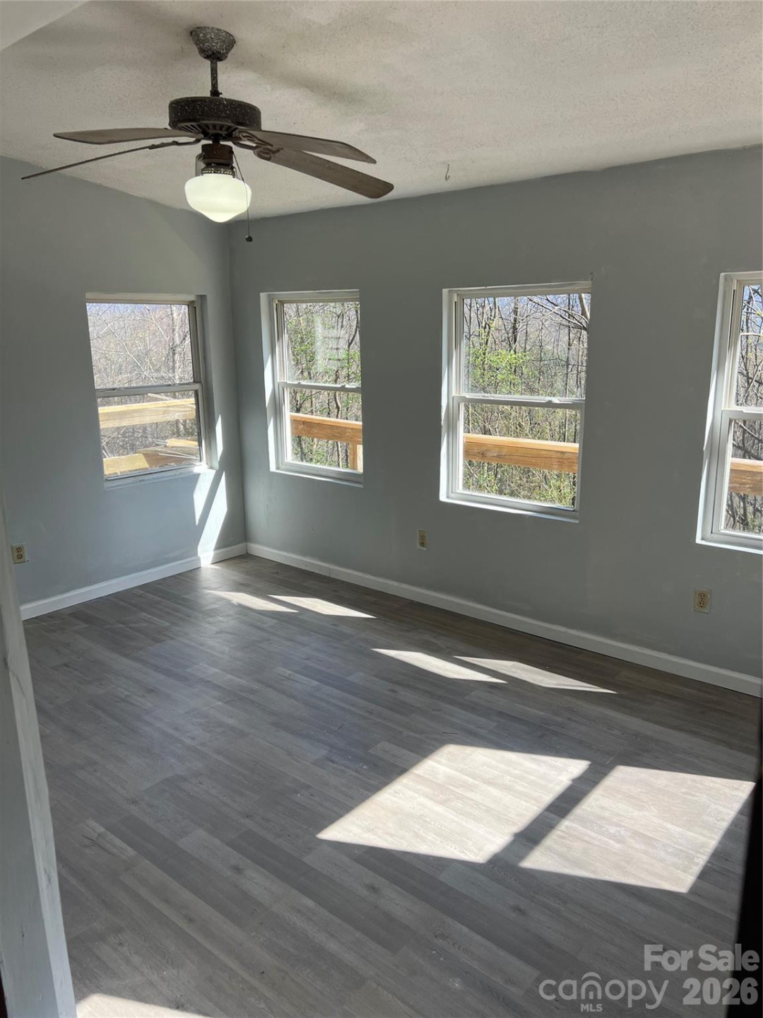 150 Combo Court - Photo 2