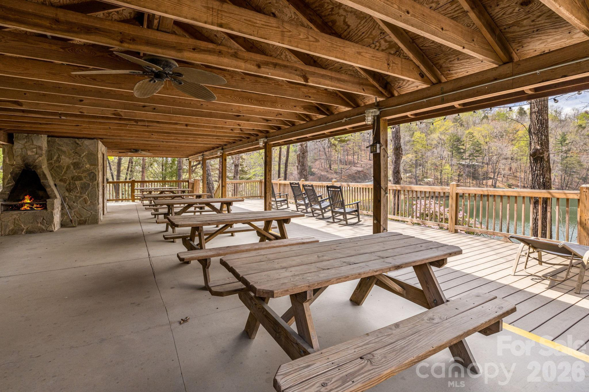 517 Pheasant Street - Photo 32