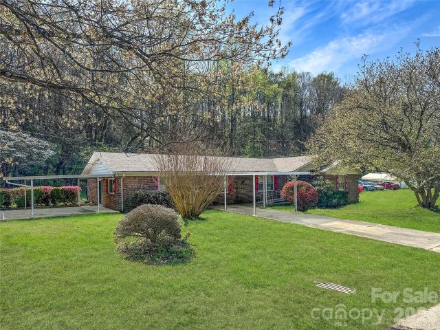 205 Bond Street, Marion, NC, 28752