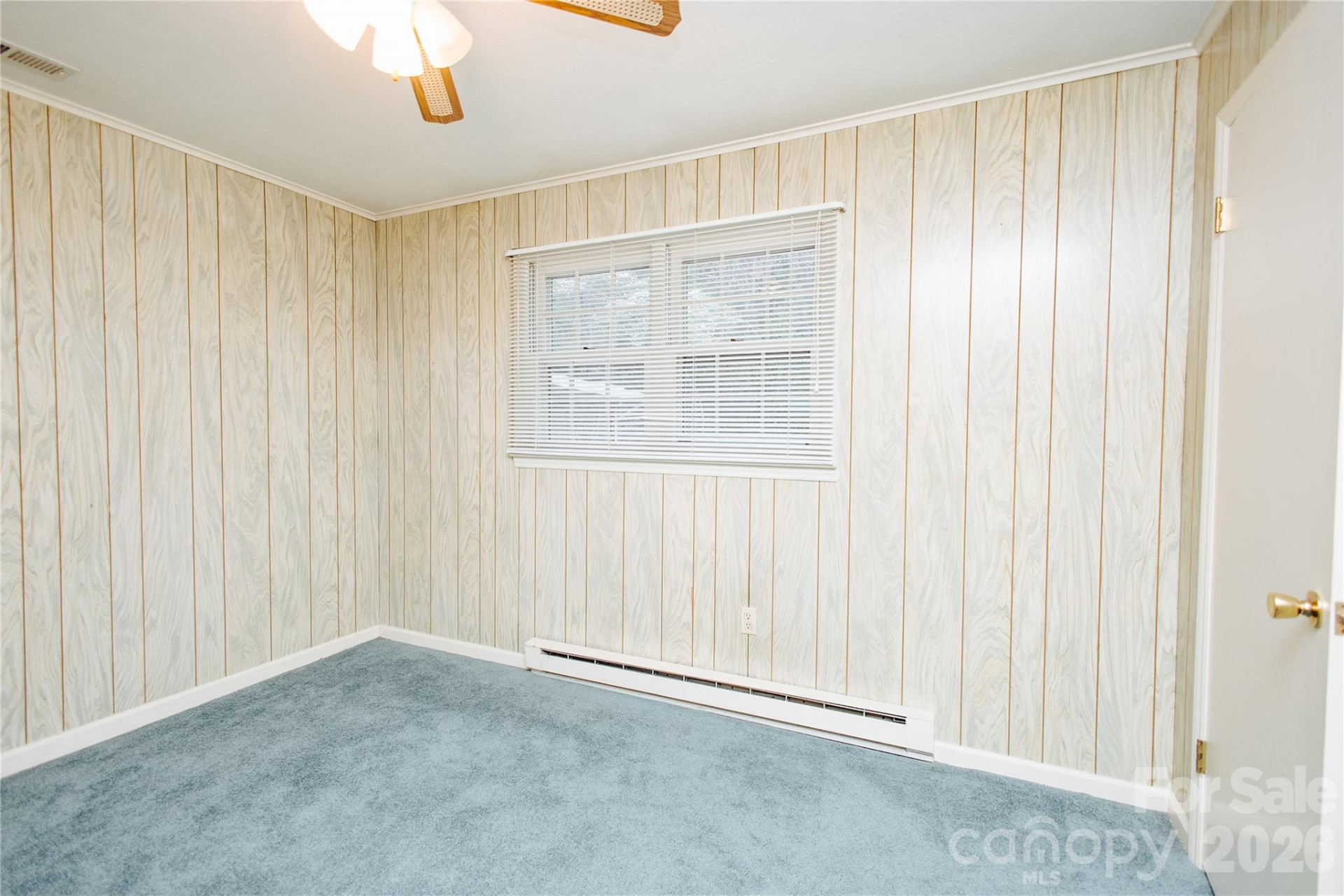 205 Bond Street - Photo 17