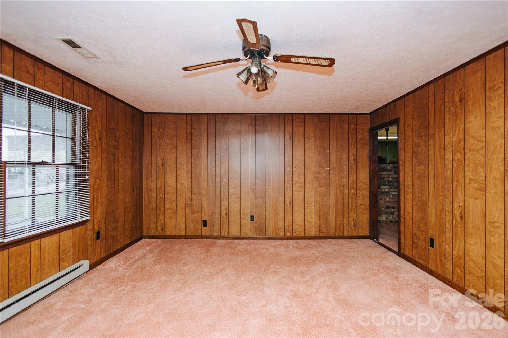 205 Bond Street - Photo 8