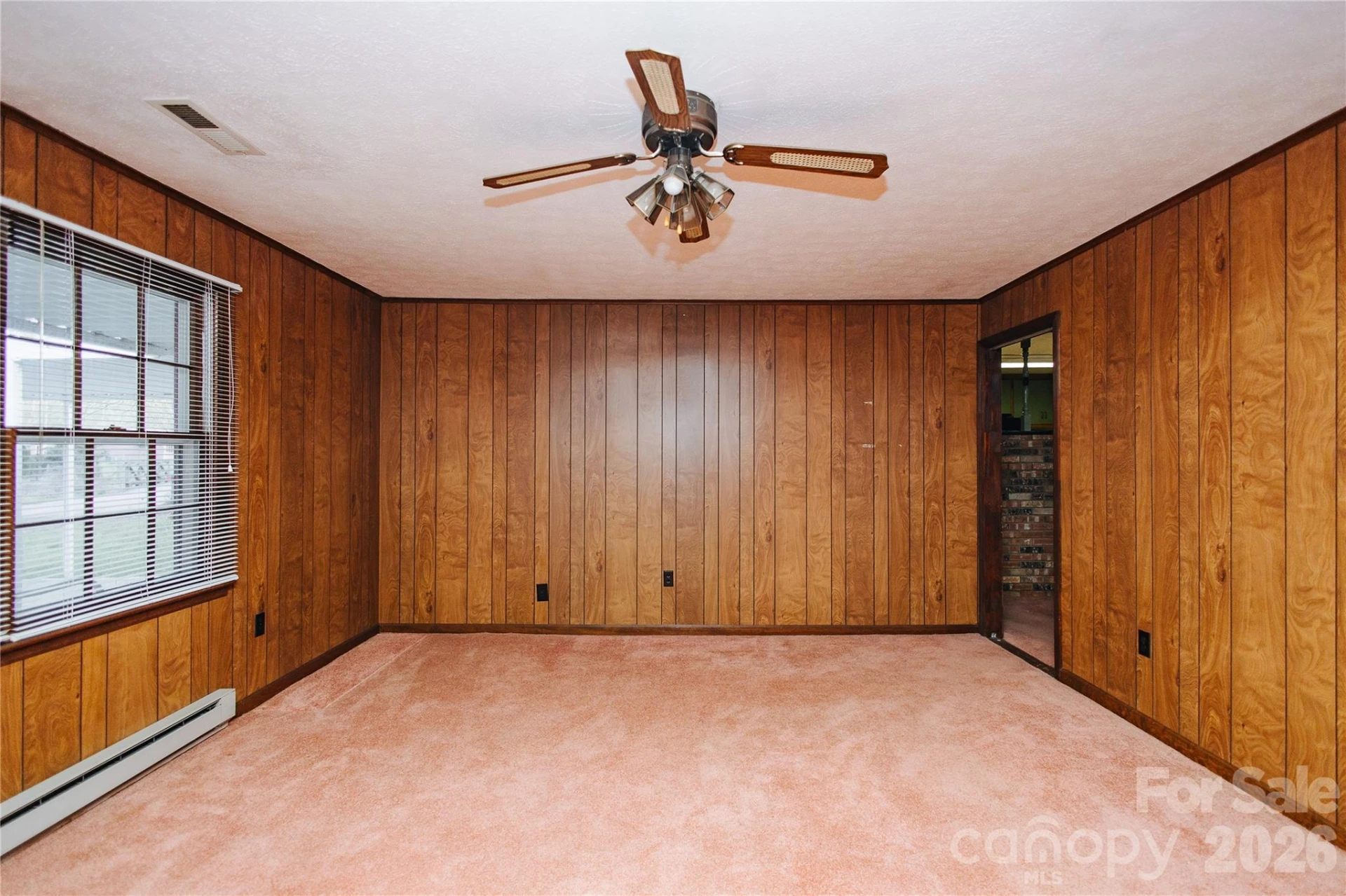 205 Bond Street - Photo 8