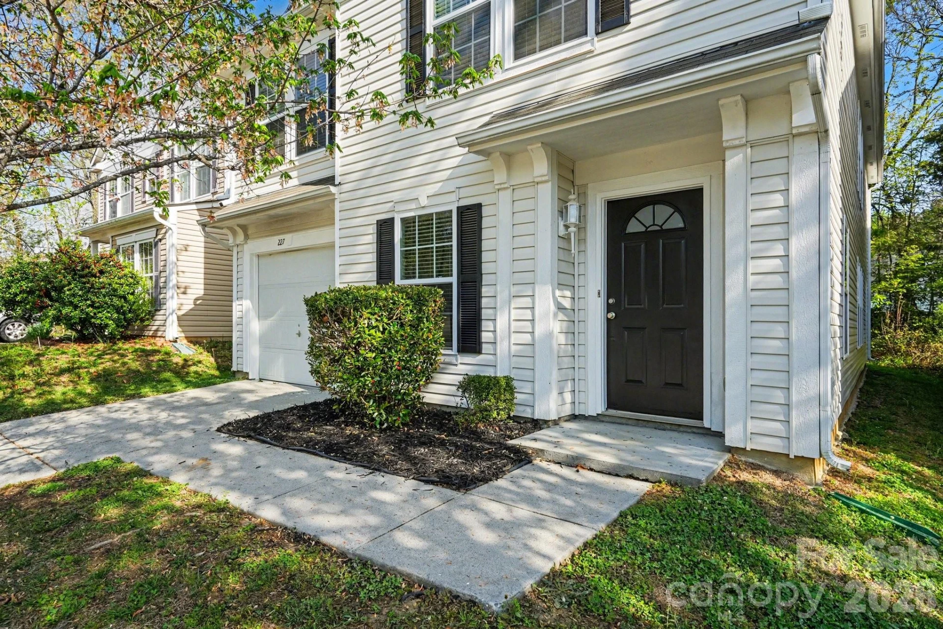 227 Morning Dew Drive - Photo 3