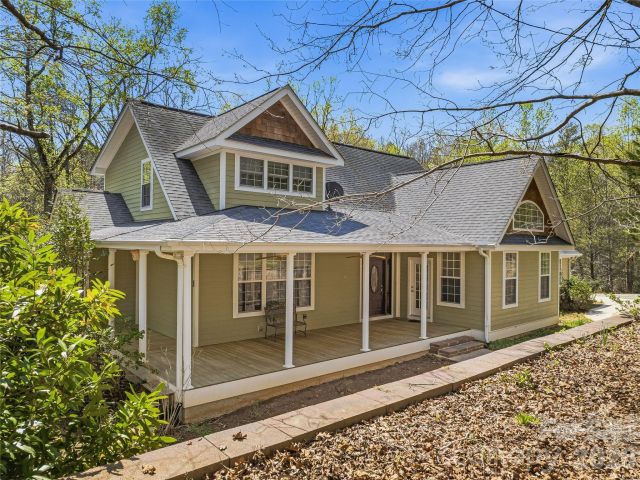 196 Blackbird Lane, Tryon, NC, 28782