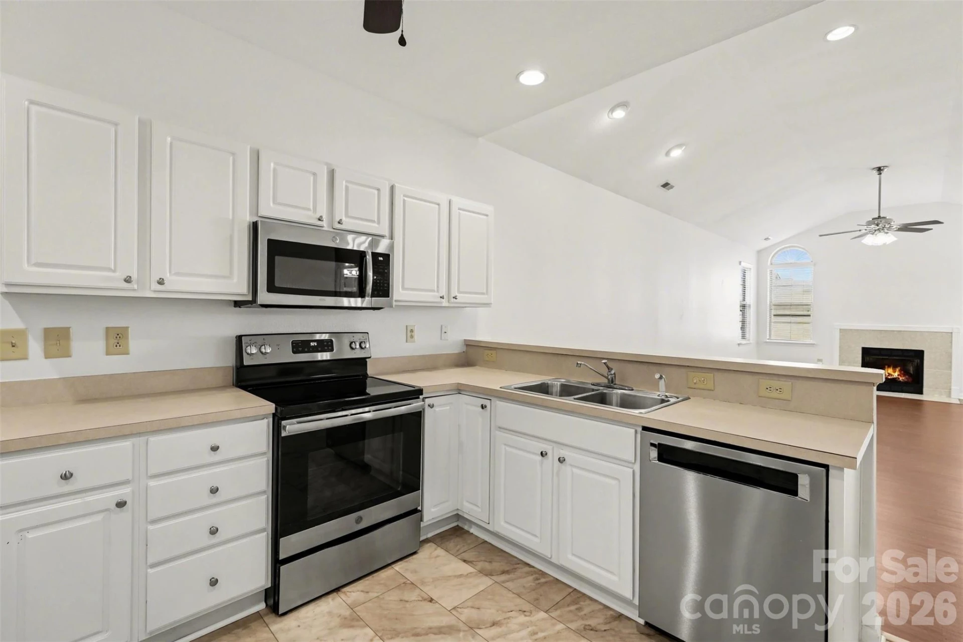 2726 Polo Club Boulevard - Photo 12