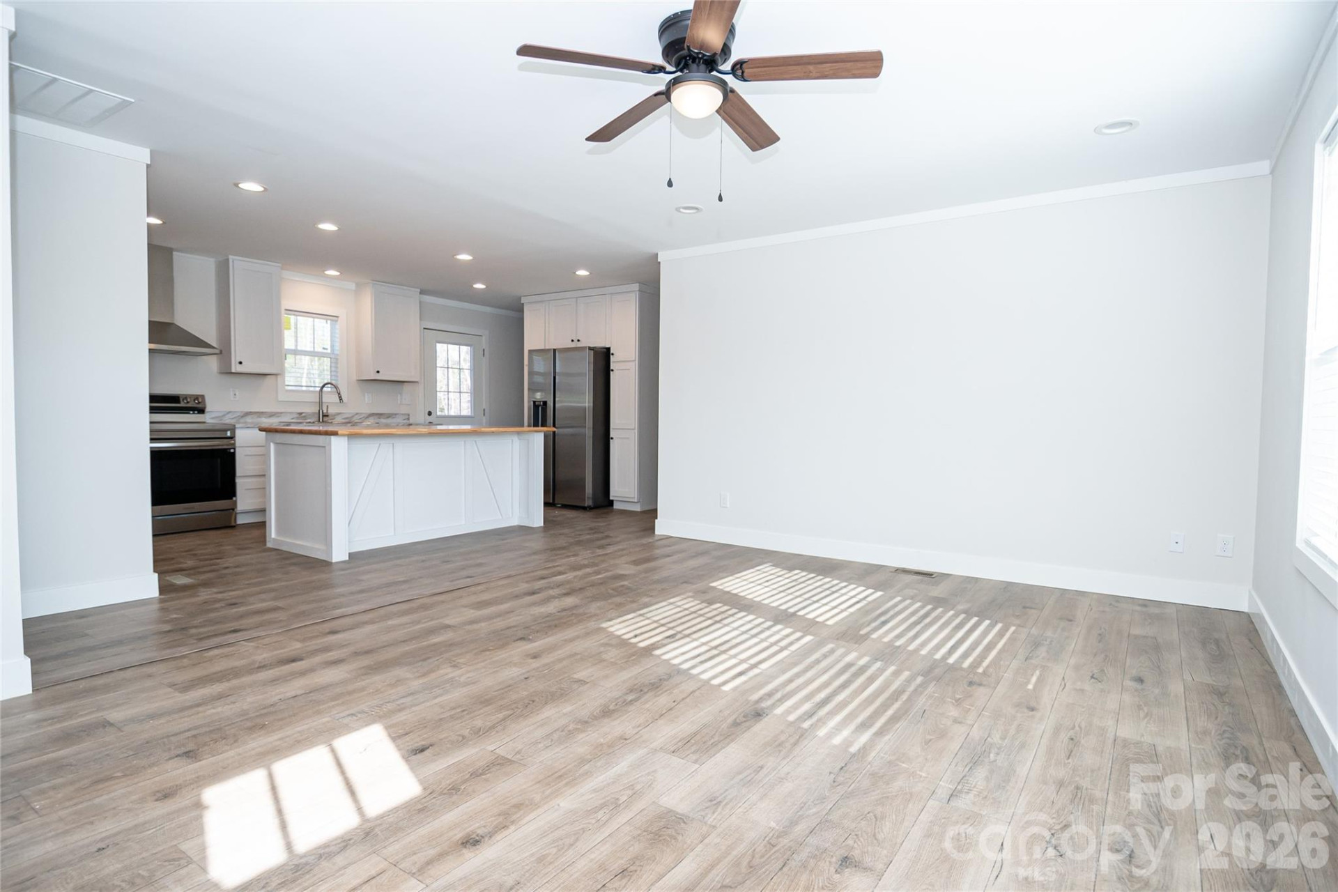 2026 Glory Land Way - Photo 9