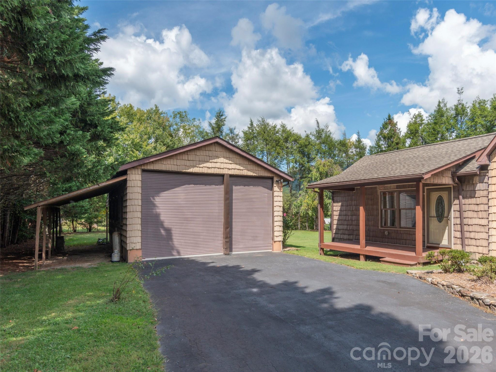 169 Serpentine Avenue - Photo 3