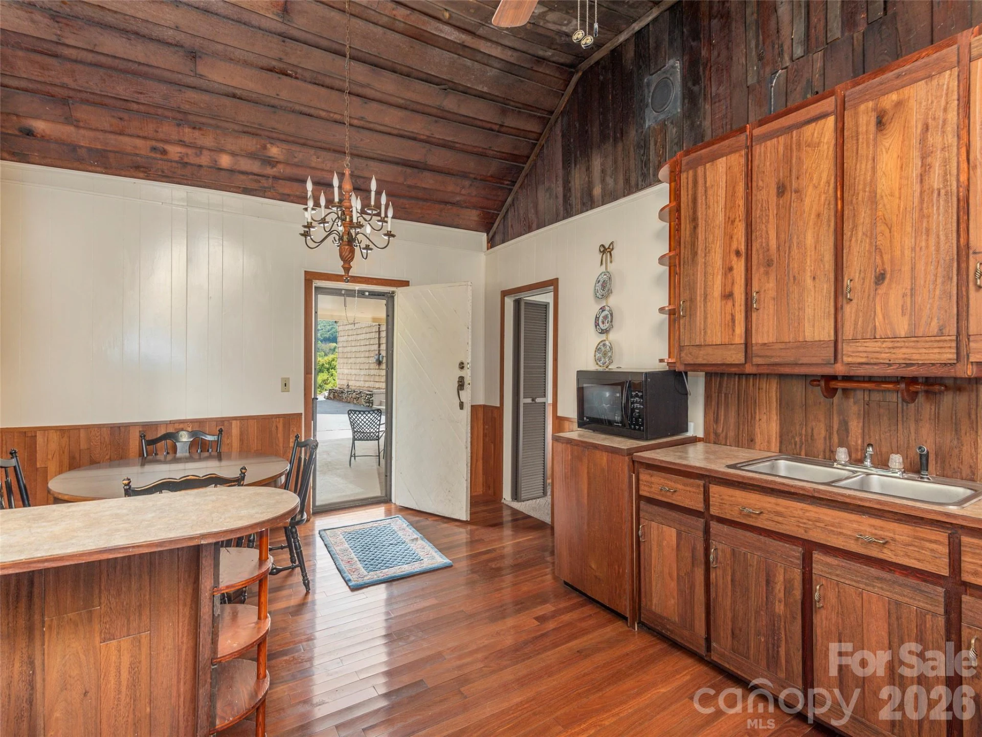 169 Serpentine Avenue - Photo 30