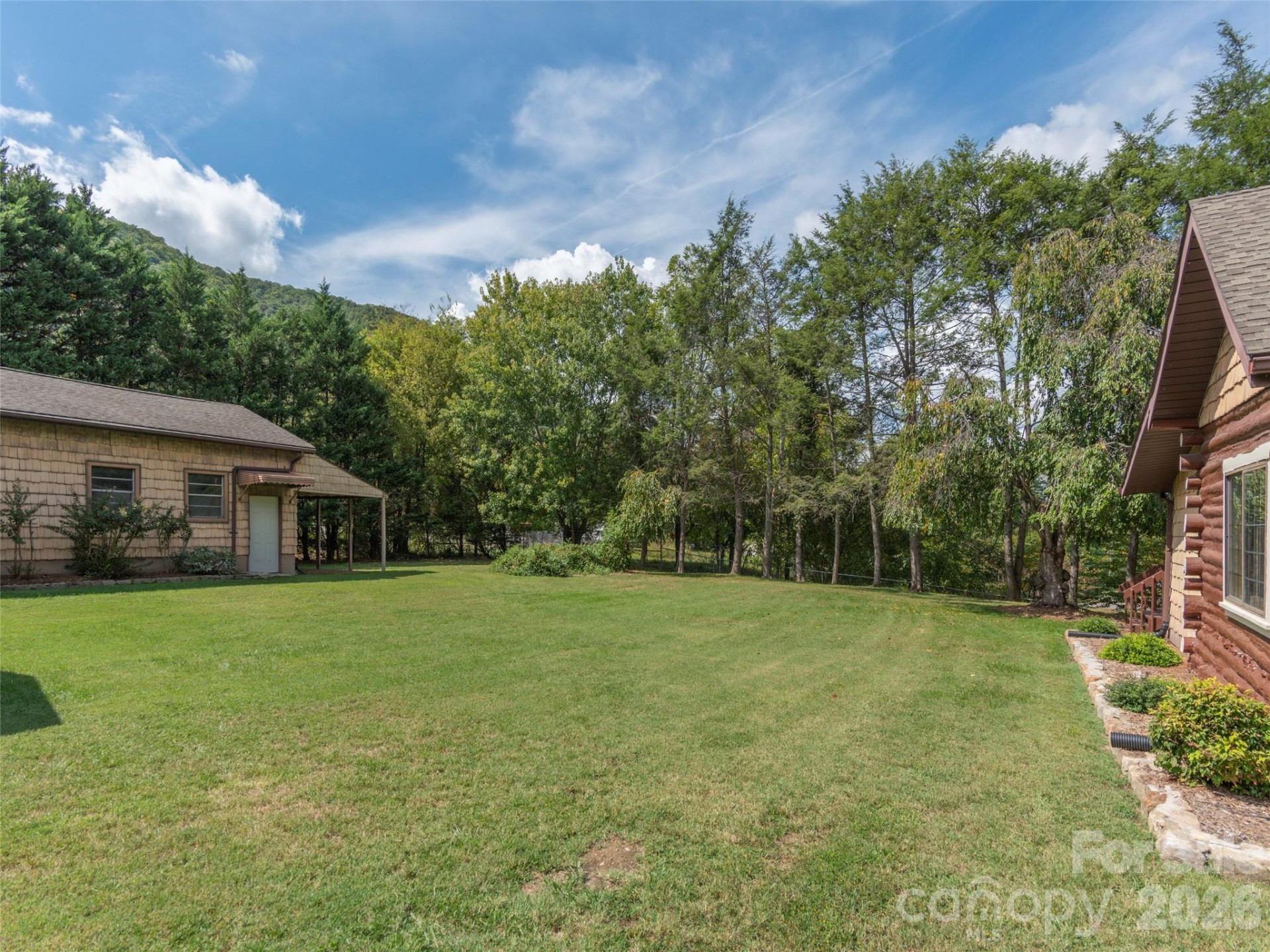 169 Serpentine Avenue - Photo 39