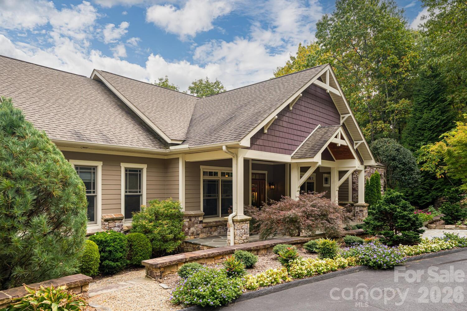 104 Mossridge Court - Photo 2