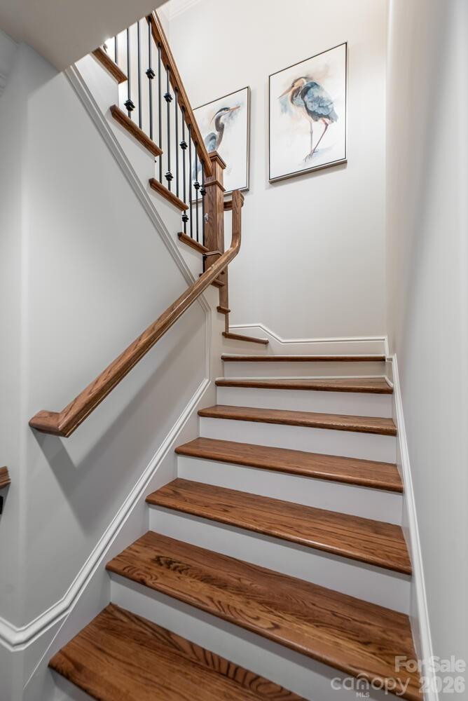 104 Mossridge Court - Photo 29