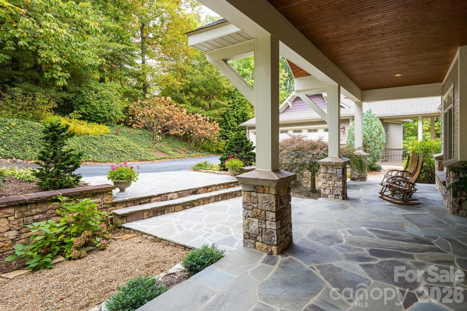 104 Mossridge Court - Photo 4