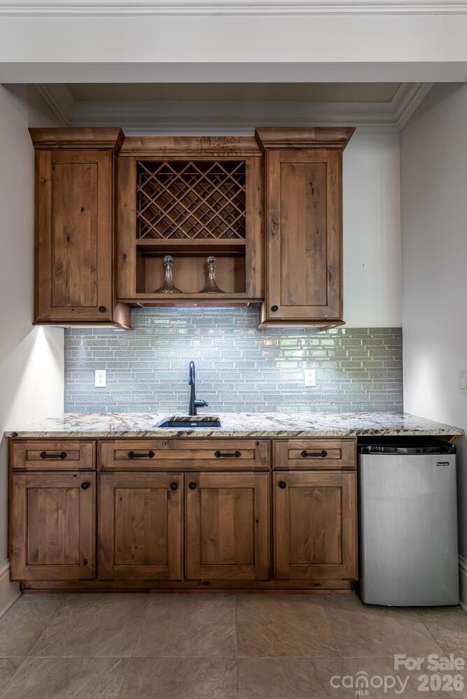 104 Mossridge Court - Photo 37