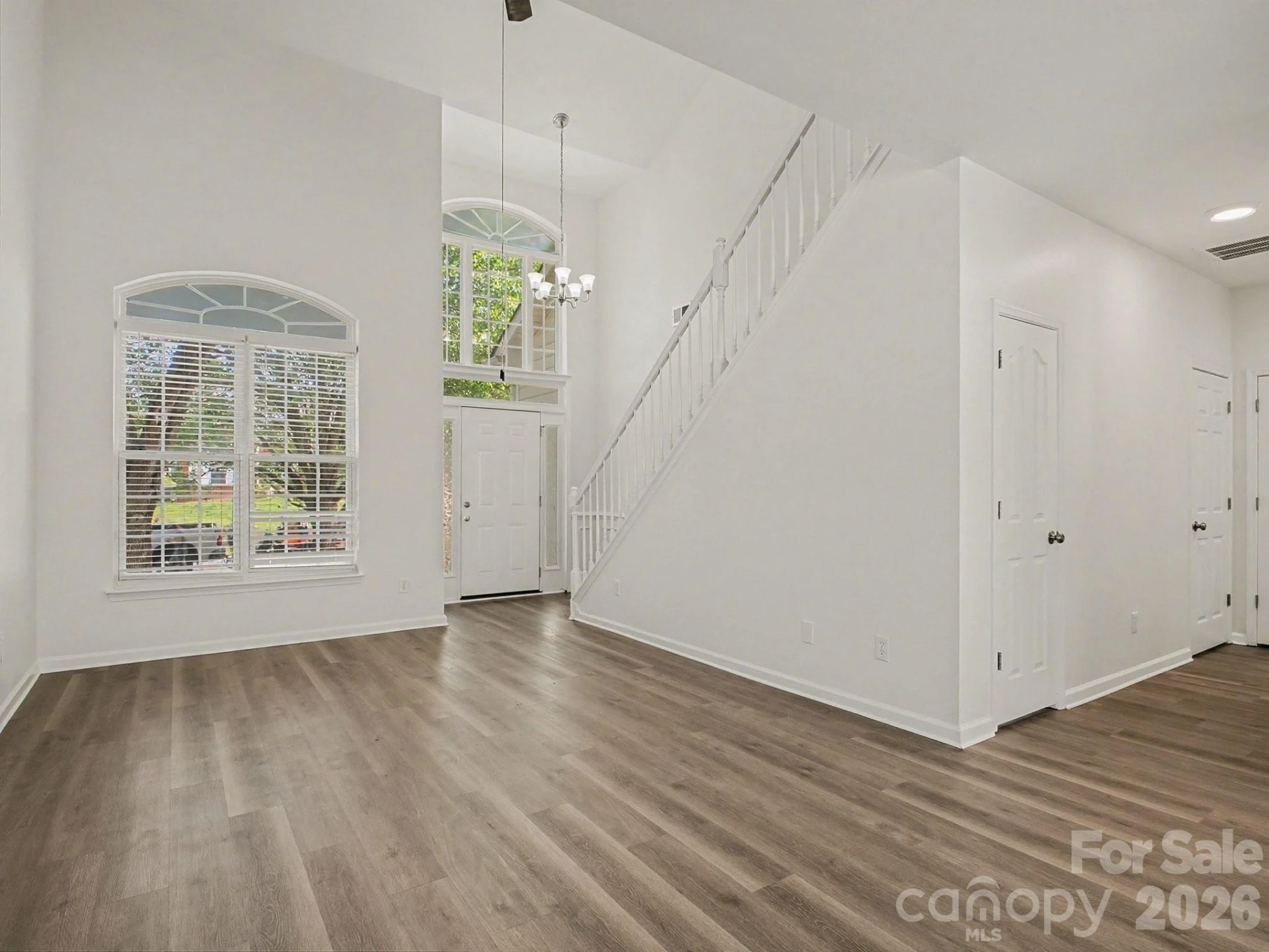 3749 Sipes Lane - Photo 4