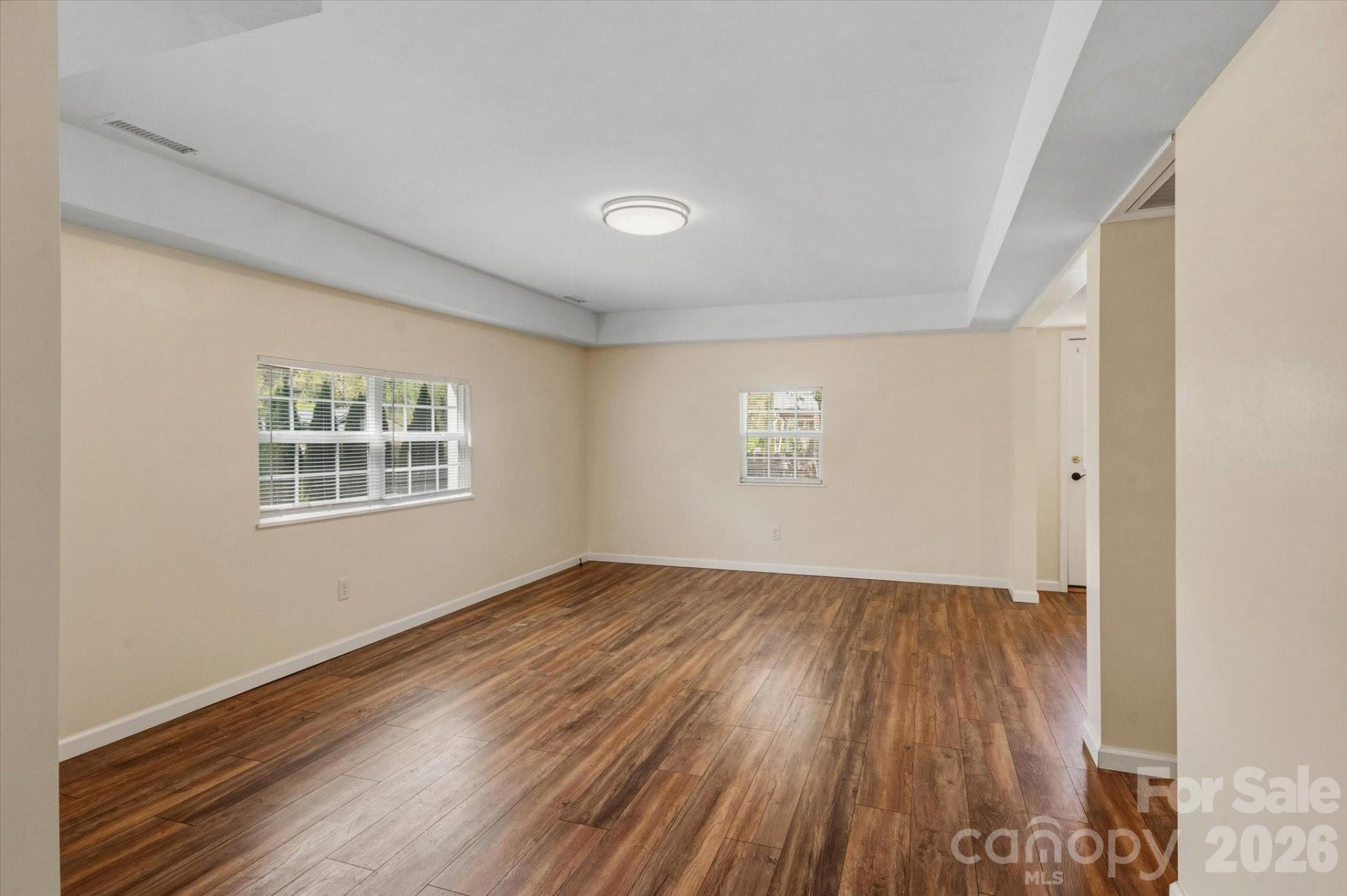 89 Carolina Avenue - Photo 2