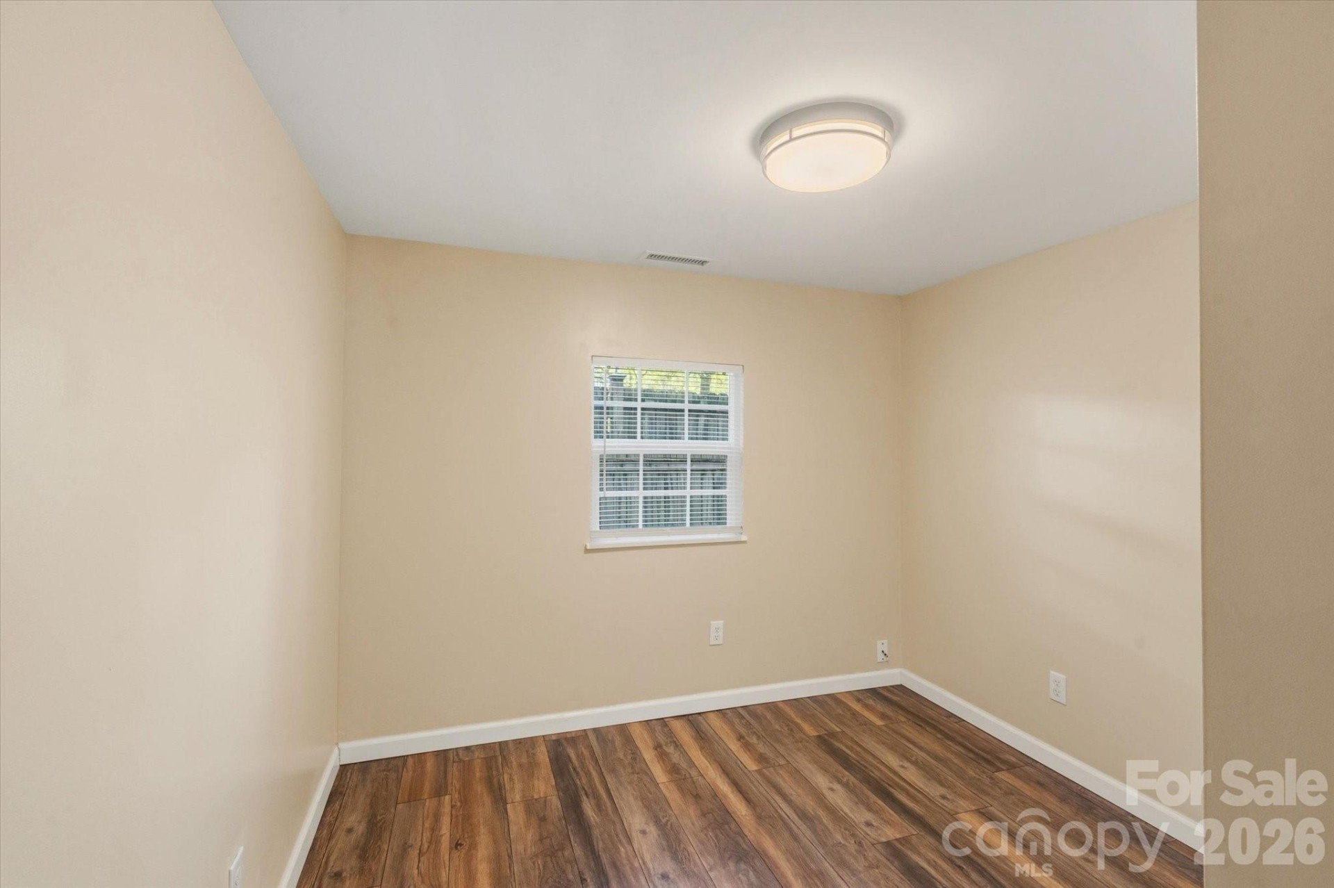 89 Carolina Avenue - Photo 9