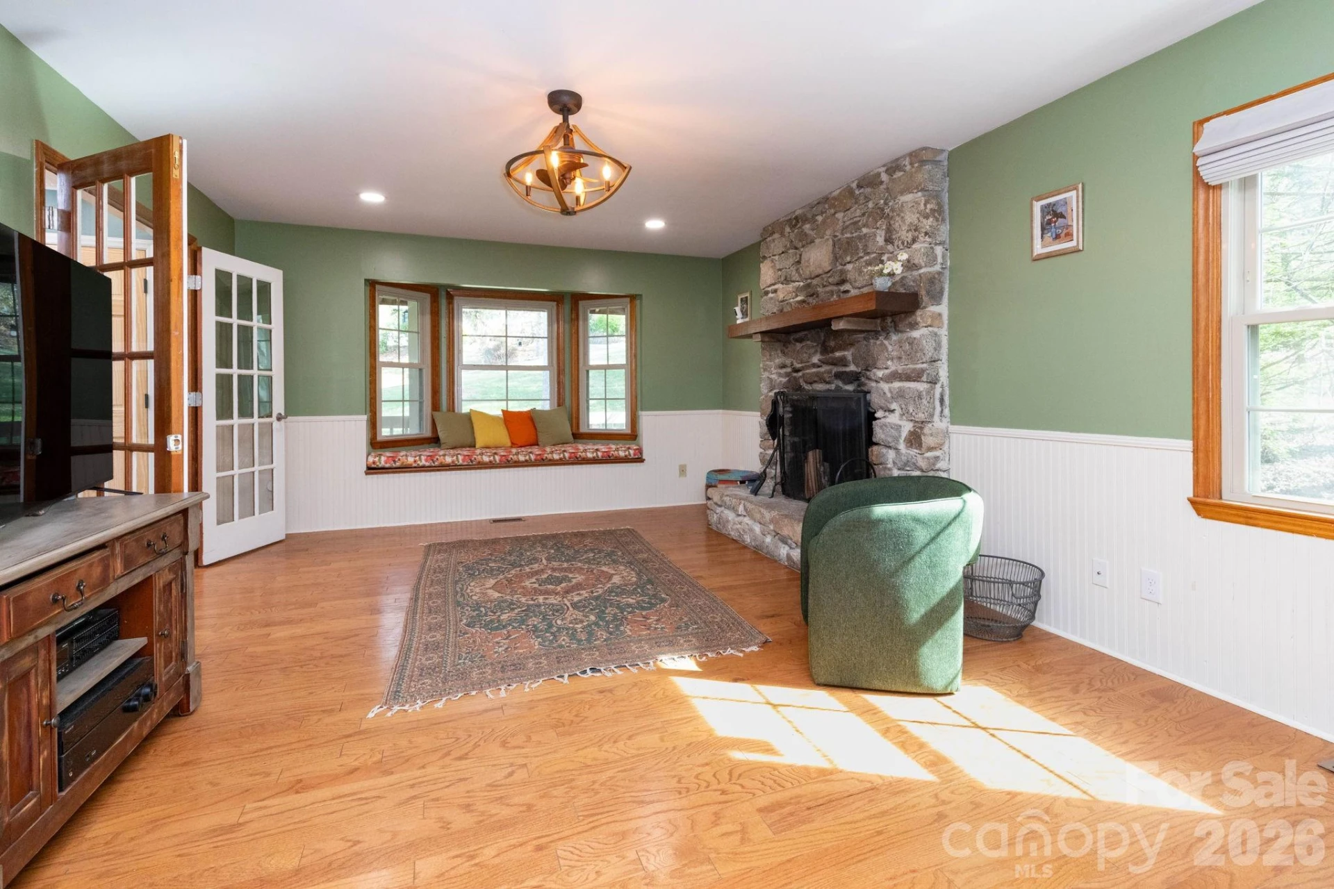 121 Churchill Downs Drive - Photo 6