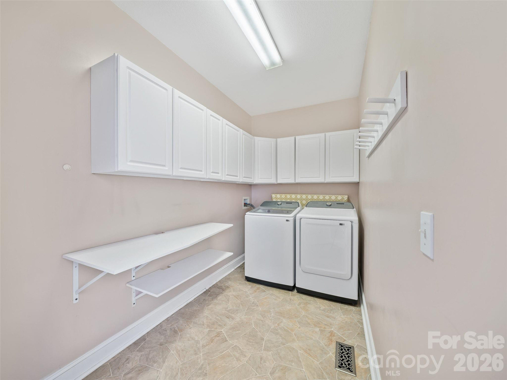 25 Ashefield Court - Photo 14