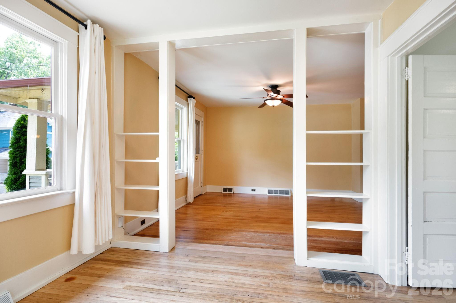 30 Monroe Place - Photo 13