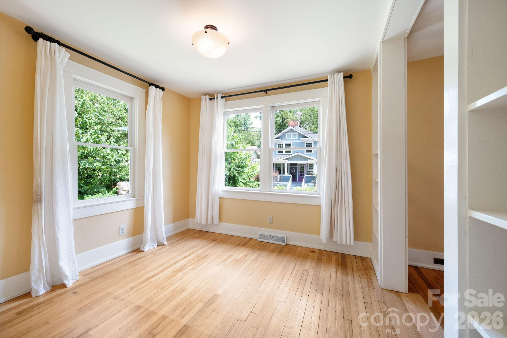 30 Monroe Place - Photo 15