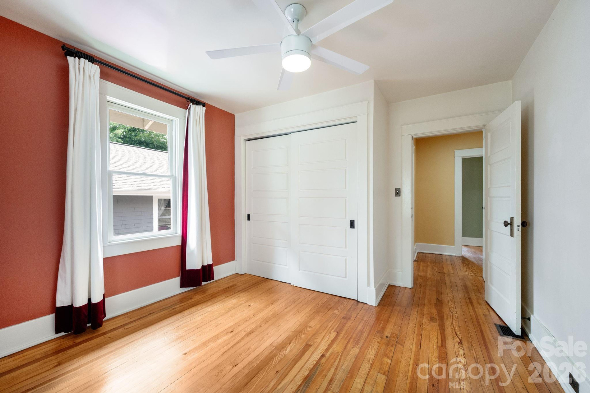30 Monroe Place - Photo 22