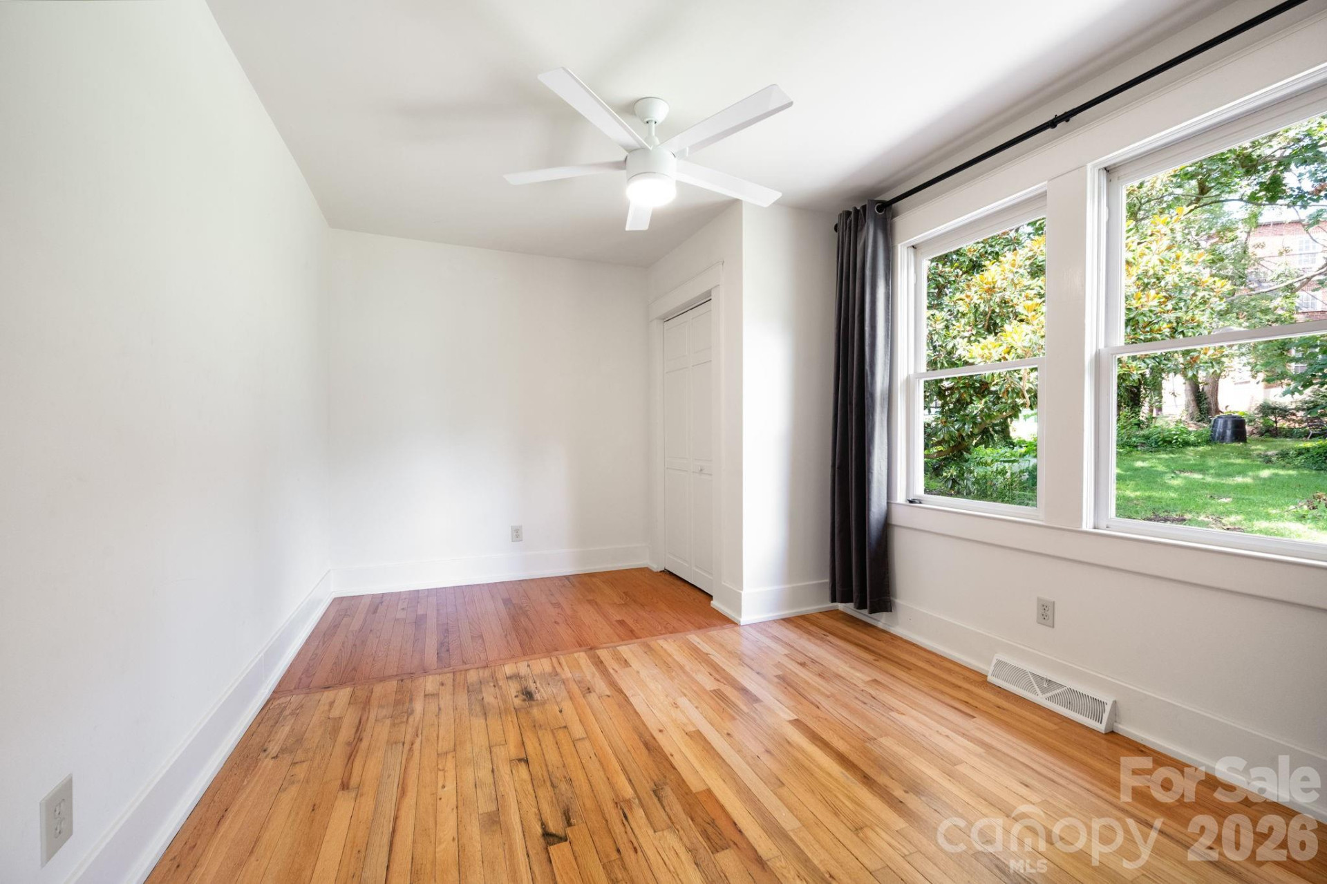 30 Monroe Place - Photo 27