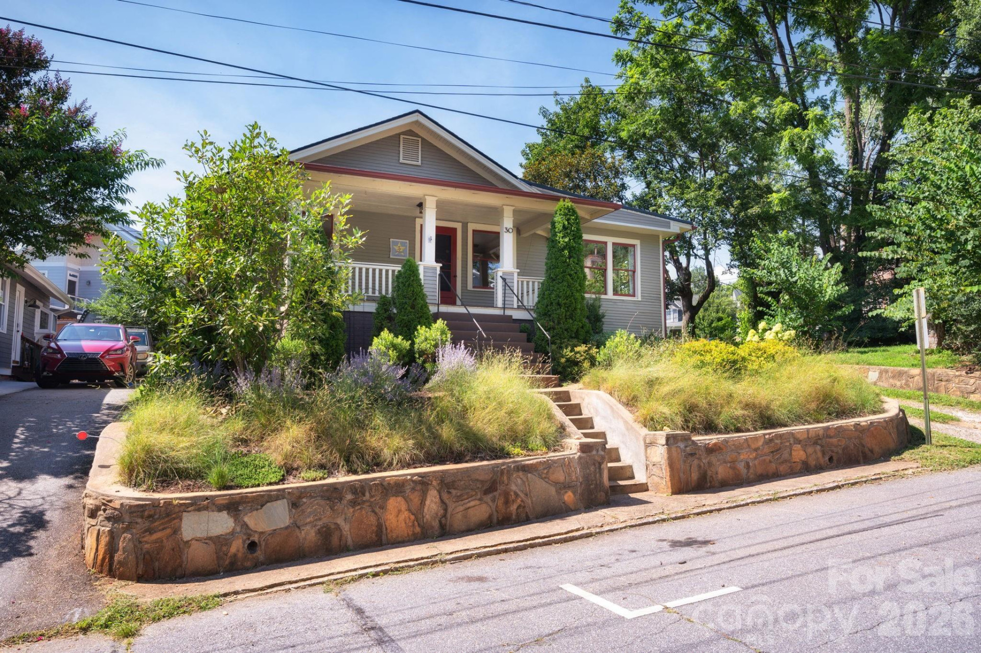 30 Monroe Place - Photo 4