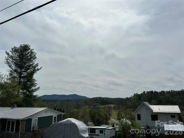 99999 Lamb Avenue, Asheville, NC, 28806