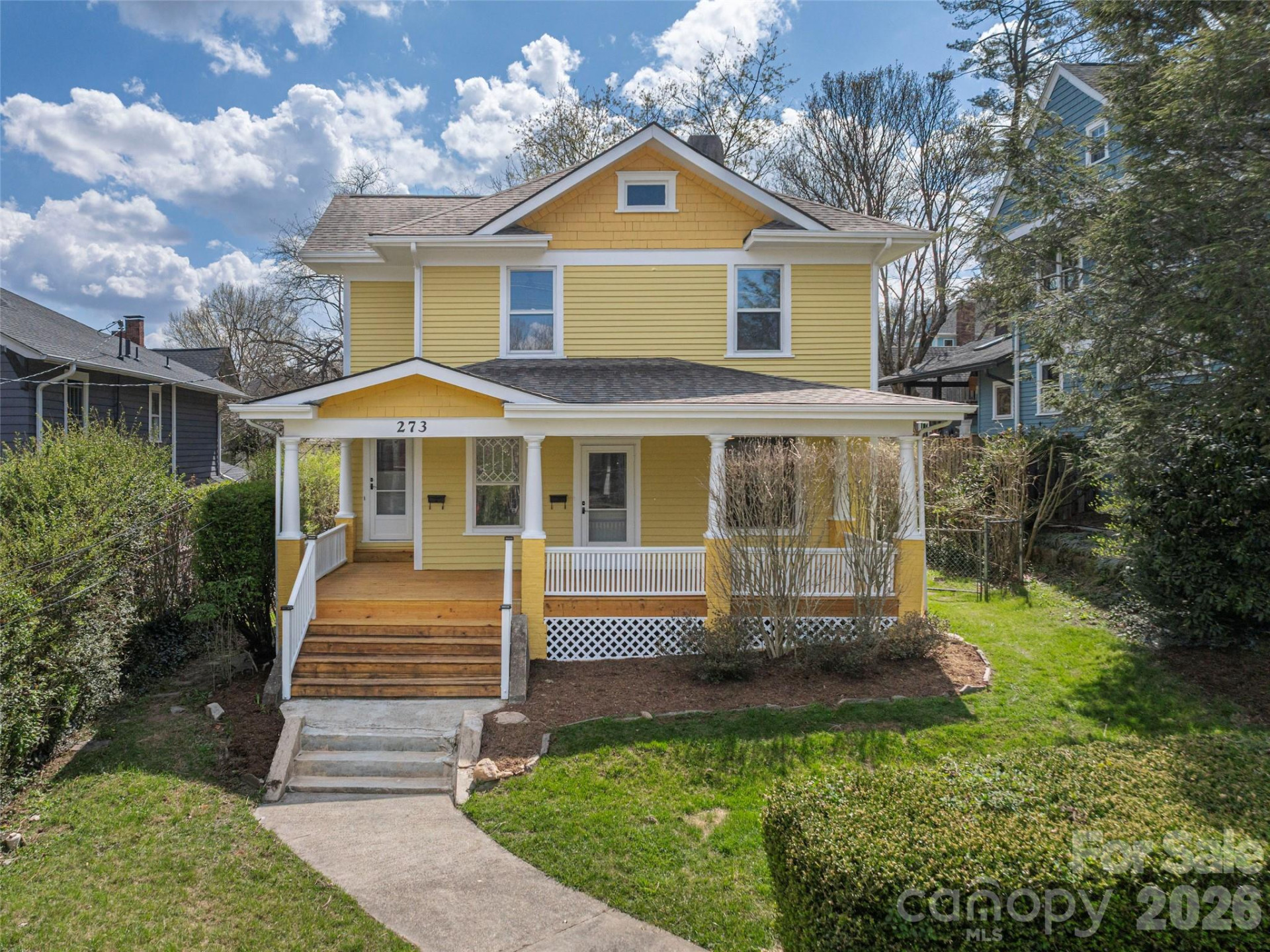273 Hillside Street - Photo 2
