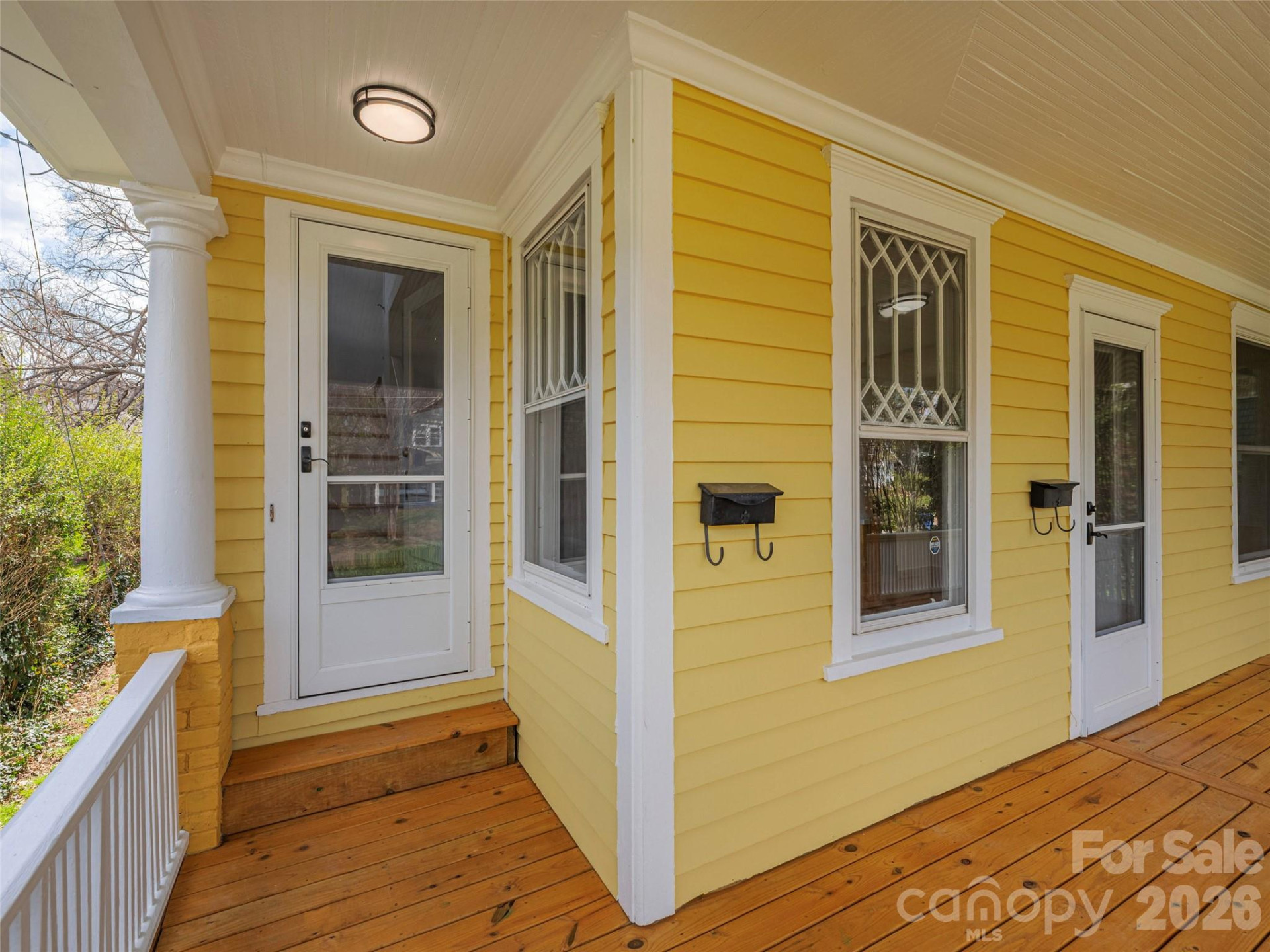 273 Hillside Street - Photo 15